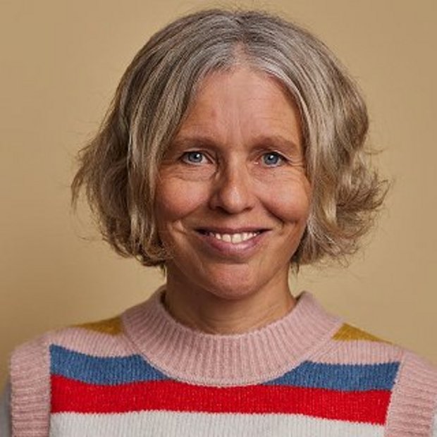 Portraitbild von Juliane von Ilten, Kommunikation Freiwilligendienste