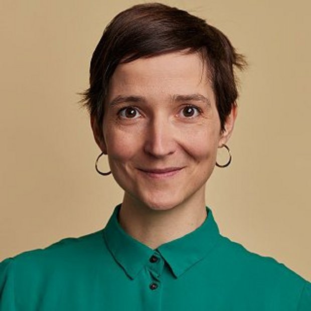 Portraitbild von Anna Sedelies, Ansprechperson f&uuml;r Zeit f&uuml;r Ideen - Jugendkulturpreis und Tag der Niedersachsen 